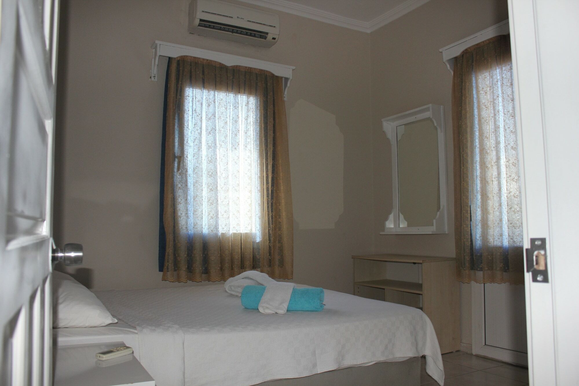 Mervan Otel Gümbet Esterno foto